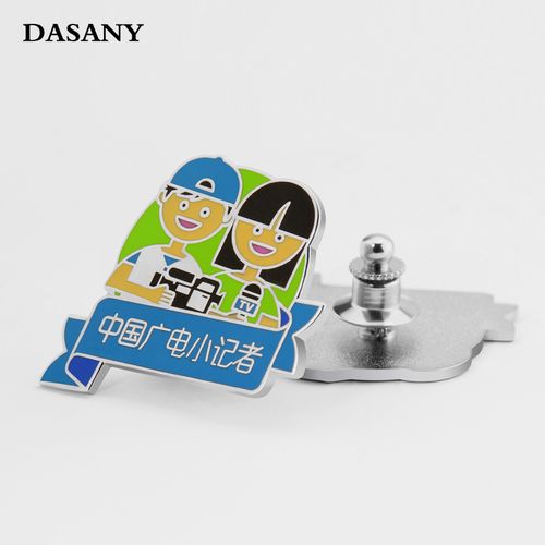 可爱卡通儿童人物珐琅徽章定制小记者小主持人景泰蓝彩色胸针订做