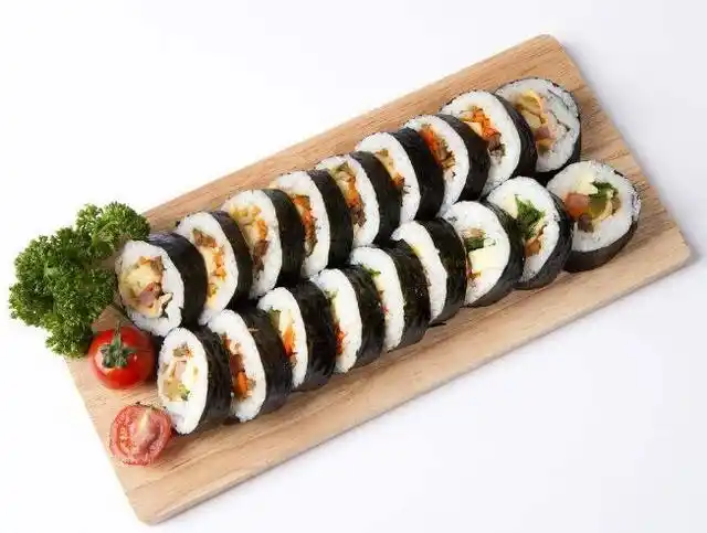 日式寿司,制作简单,有机的食材,热量超低,味道新鲜,造型漂亮