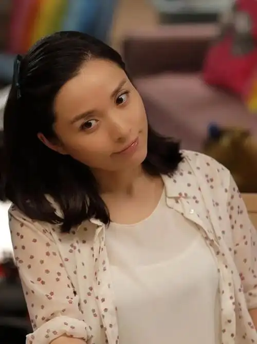 靳东老婆李佳个人简历东靳东老婆李佳个人简历年龄