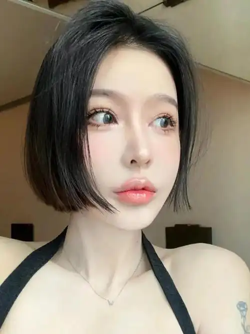 直发波波头:你值得拥有,减龄时尚美美哒|发型|脸型|卷发|身材比例