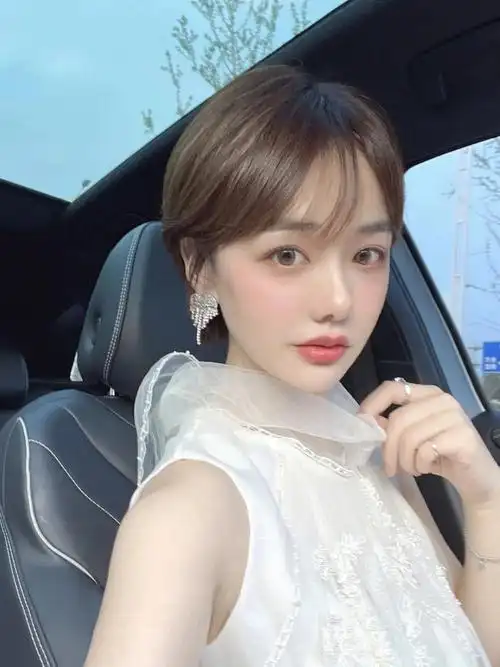 短发推荐气质短发必备