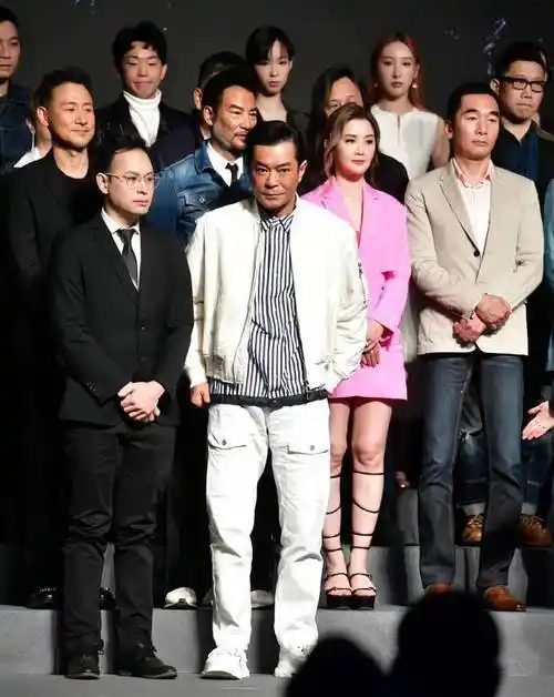 古天乐成龙站老板身边,刘德华张学友破不和_谢霆锋_网友_梁朝伟