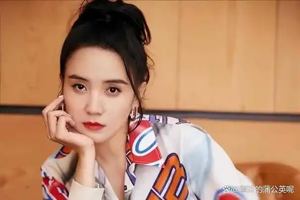 身为坚定不移地主张单身主义的女性,宋佳一直以来都保持对感情生坏哪