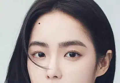 右额头有痣的女人好不好会旺夫吗