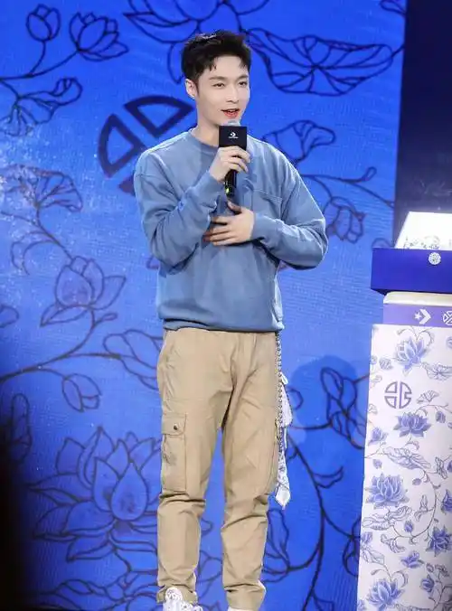 张艺兴跳舞太油腻?