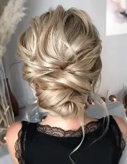 法式盘发造型大盘点 唯美浪漫让人移不开眼睛最火的鲨鱼夹盘发图片