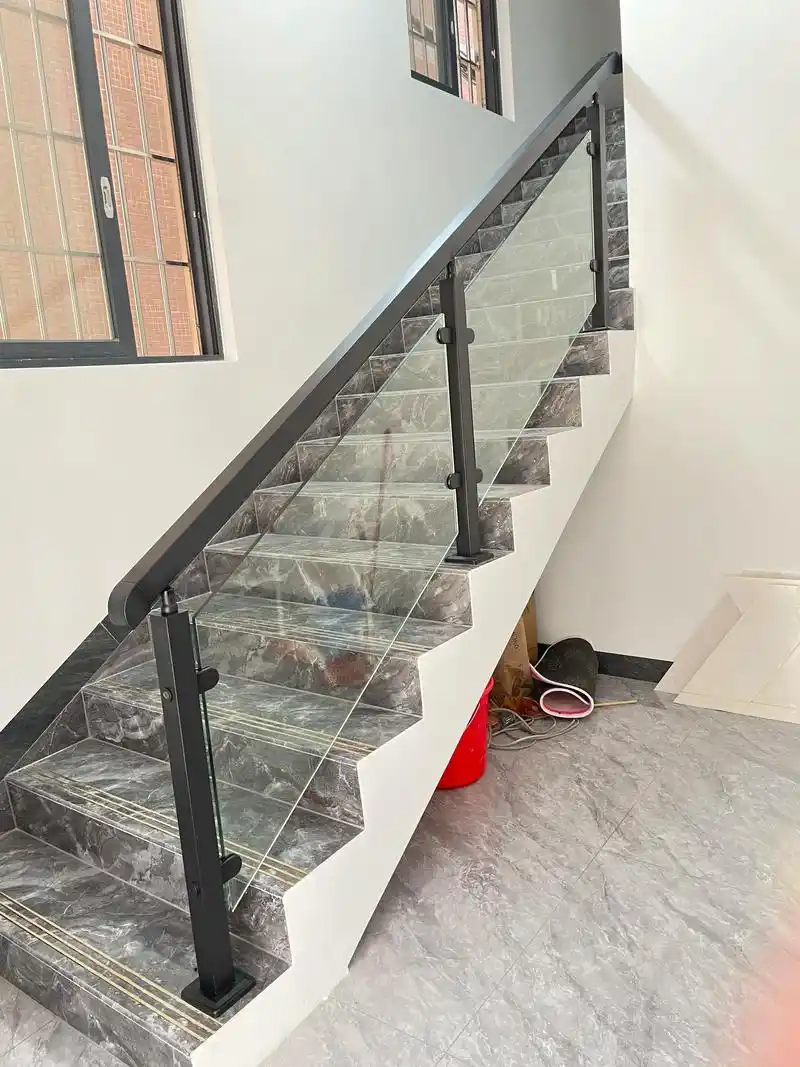 家里要装修建议您选择这种楼梯扶手 这 - 抖音