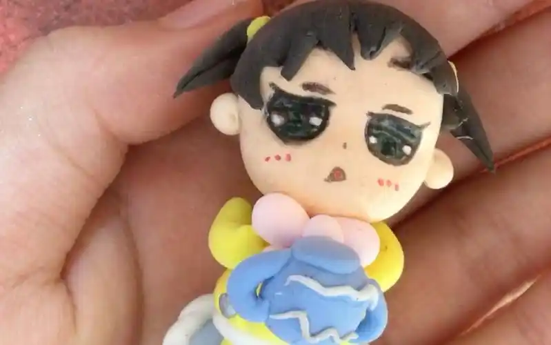 粘土手办水瓶座