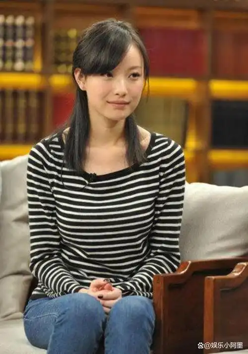 "美而太自知"倪妮:肤白貌美大长腿,身披麻袋也好看