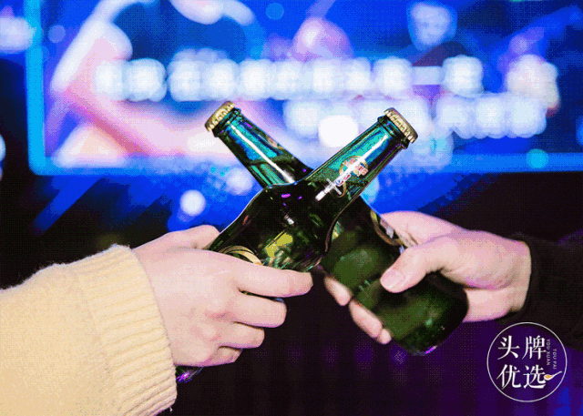 k米评分容易得高分的歌_福州这家全新亮相的k歌王国,"舞台灯"都给你搭