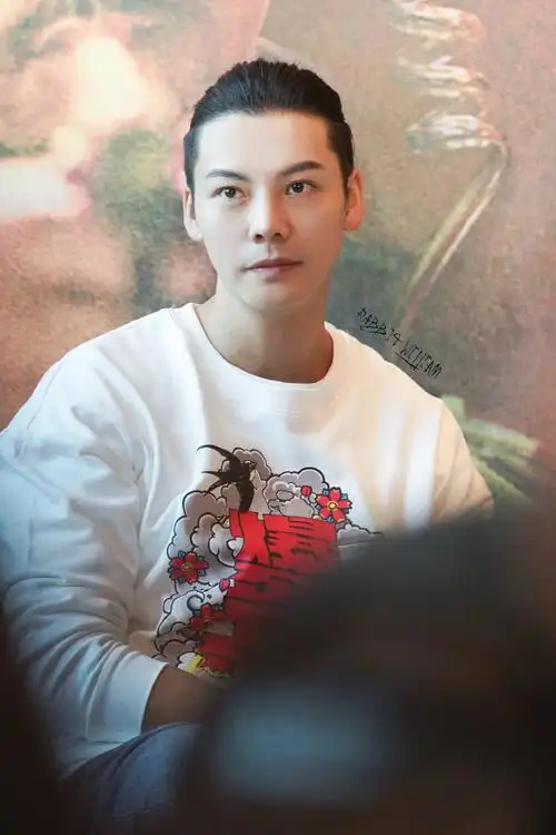 陈伟霆超话限定丸子9520231201 爆裂点发布会#陈伟霆电影爆裂点#.