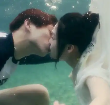 李沁魏大勋水下接吻是哪一期