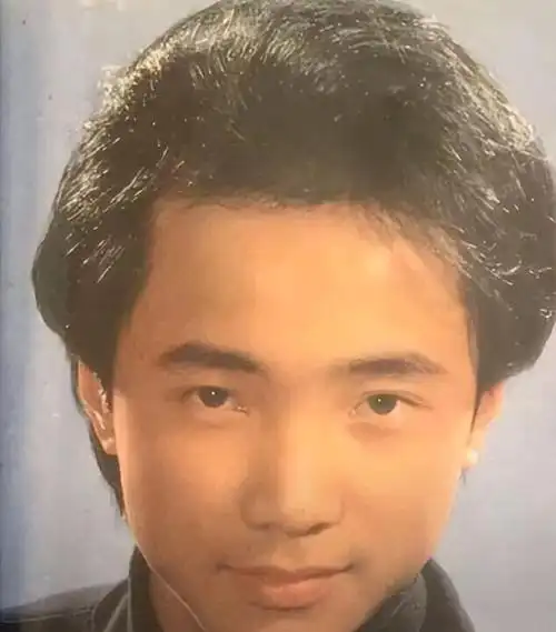 听证会结束,再看"聪明人"徐峥,伴随他的三个争议是时候解开了