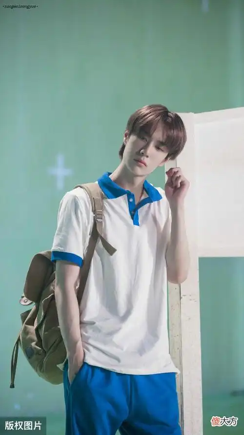 这句话放在王一博身上再合适不过:11岁开始学习舞蹈,13岁被选为练习生