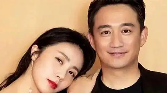 被曝睡女大学生,当众"顶"美女屁股,黄磊"文艺"人设崩塌之路