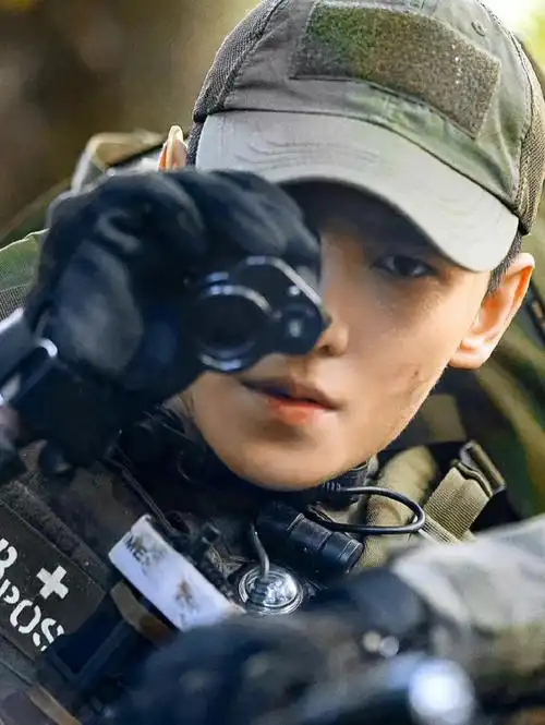 杨洋特战荣耀78