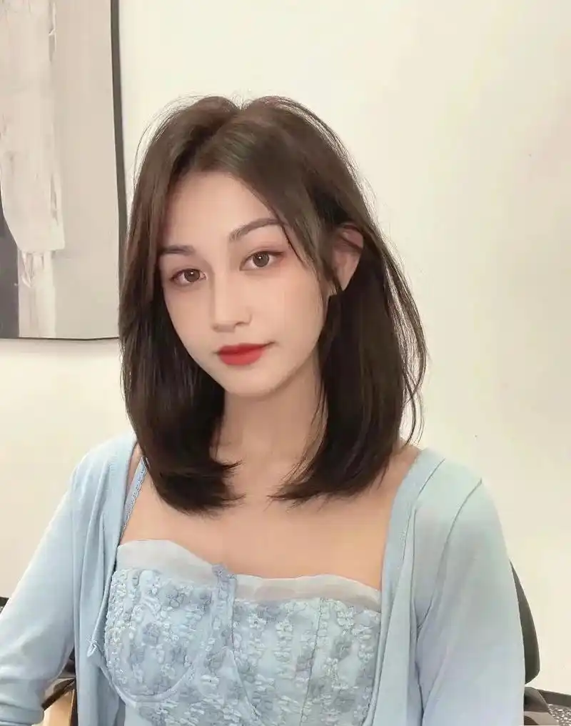 空气烫齐肩锁骨发