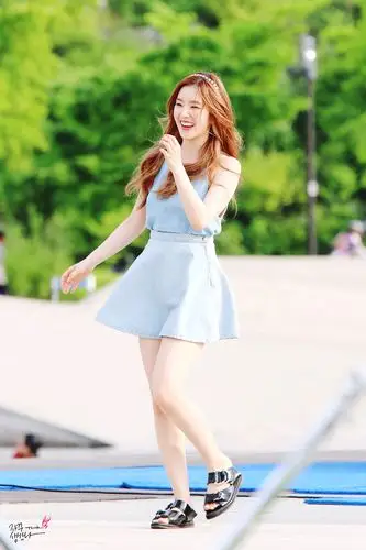 求裴珠泫irene这张图片的原图