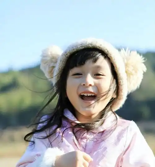 2岁出道年入百万因长相甜美被禁止医美的刘楚恬如今长相5如何