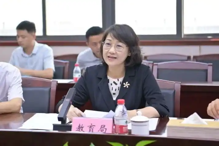 宝安区委常委,宣传部部长周学良率队调研宝安中学(集团)