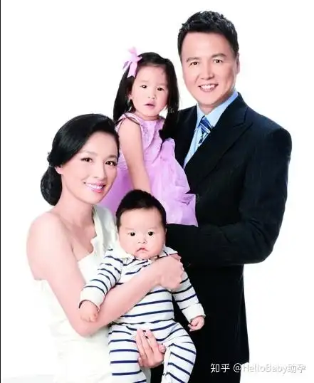 有了很多好作品,也被大众记住了她的名字,后来张庭嫁给了大她十岁的林