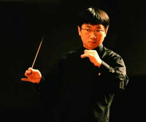 资料图片国家交响乐团首席常任指挥李心草