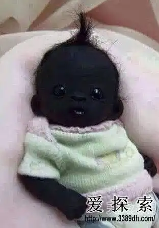 南非出生世界上最黑孩子 老外议论疯了(2)