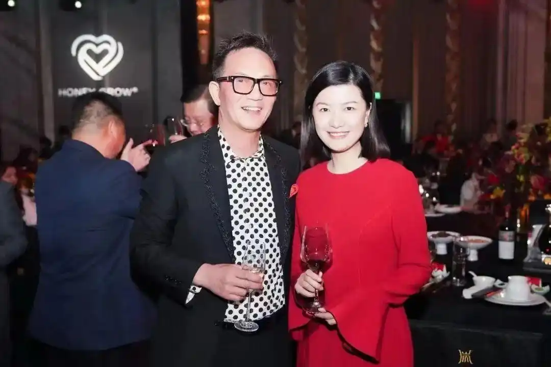 《上海广播电视台关于部分主持人参与某社会人士举办活动的情况说明》