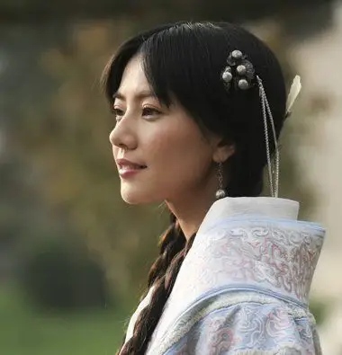 秦朝女子发髻及发饰 女生古风发髻教程