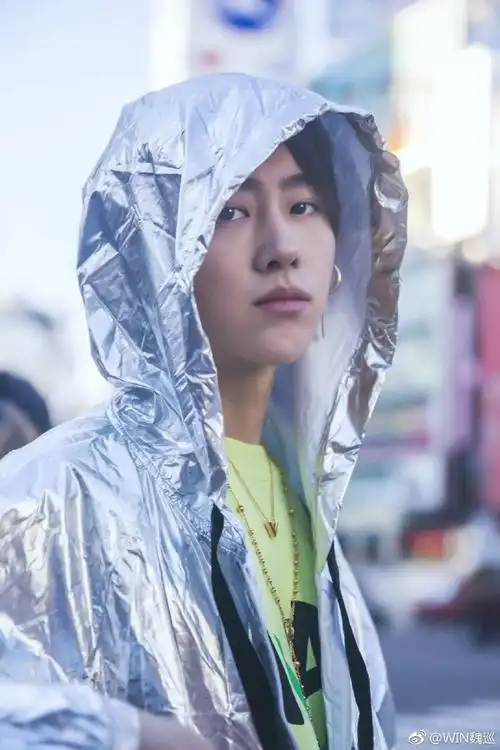 微博首播##魏巡第一次为爱疯狂##亚洲新歌榜