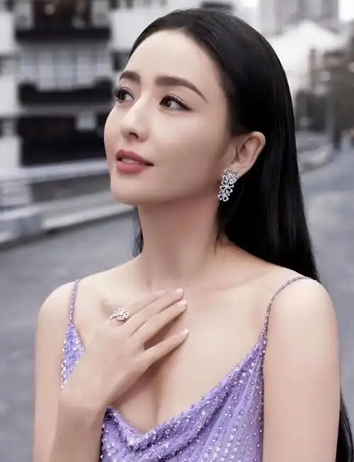 回顾:佟丽娅跟陈思诚离婚后经历了什么?是为了孩子好还是另有所图