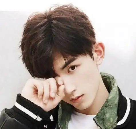 明星头像郭俊辰头像你是人间理想