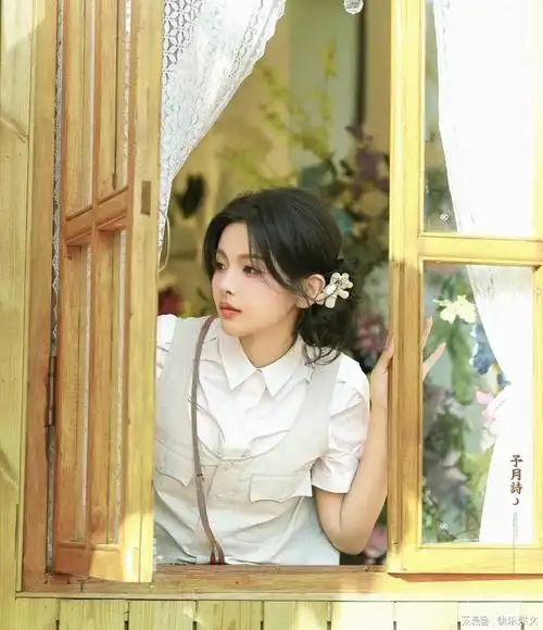 杨超越节目中大胆袒露恋爱观:真爱非优秀不娶,择偶标准非常挑剔