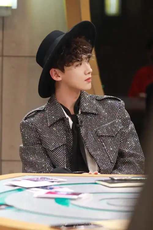 白敬亭明星大侦探