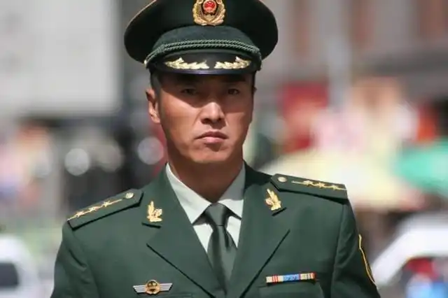 之前很多人喜欢提到的六块腹肌啊,八块腹肌啊,那志东告诉我们什么才叫