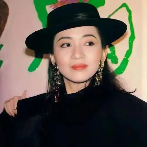 分享一组eason谢霆锋梅艳芳的头像壁纸