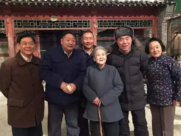 纪念刘家成忆鲁园她的豁达心胸能化解你的愤怒惆怅