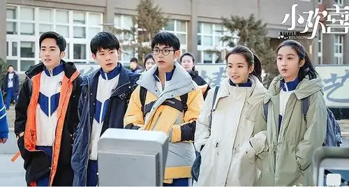 主页 娱乐有料   前段时间有媒体报道李庚希抽烟被