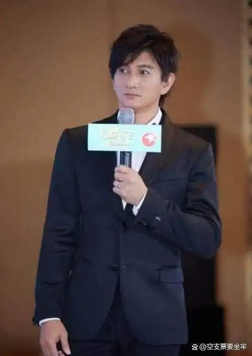 胖成成龙的吴奇隆年轻时有多风光直言奥运会教练被我打