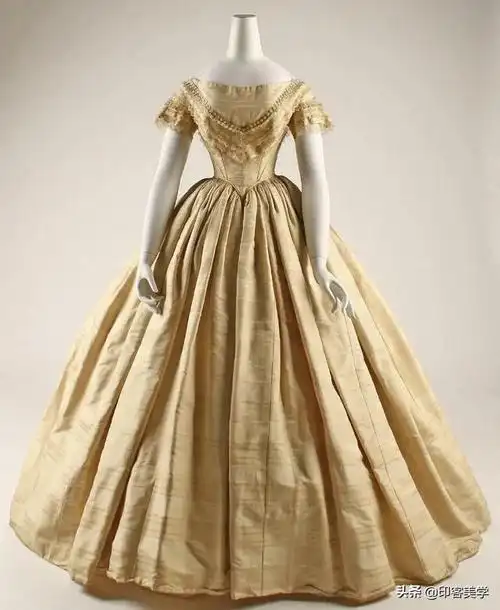 欧洲贵族富太太的服饰规则,又是尔等平民没有的烦恼呀