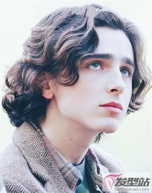 男生自然卷适合什么发型自然卷有哪些类型