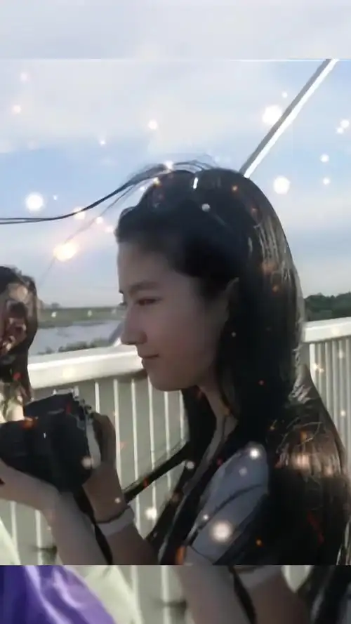 刘亦菲早些年游客照,姐姐真的好美