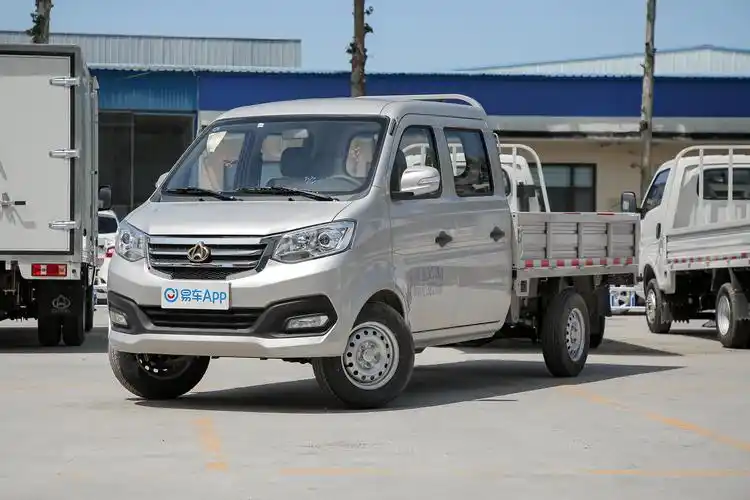 3250轴距 双排载货汽车 国Ⅵ汽车报价_图片_参数配置】-易车_遵义长安