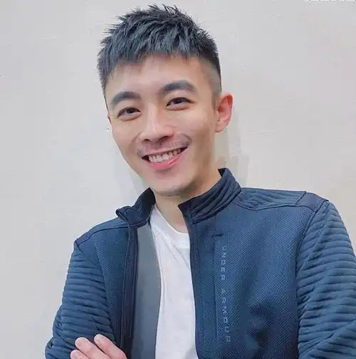 碎盖发型,微分碎盖头发型图片 - 麒麟点评