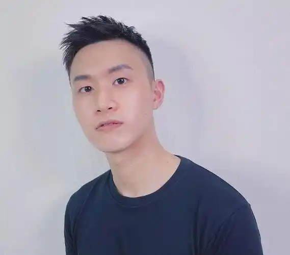 原创男士剪短发太普通不如试试飞机头发型帅气又有型