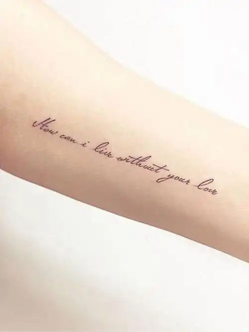 小臂字母纹身图案