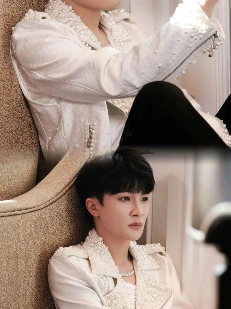 周深壁纸315667156601566珍珠王子 #腾讯音乐娱乐盛典