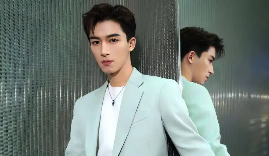 吴磊,关晓彤迎来三搭,王星越,宣璐惊喜加盟,《雪山尽头》启动_观众