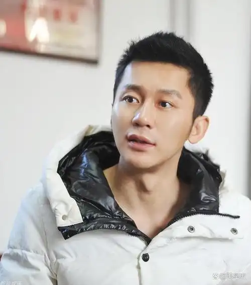 45岁年龄30岁身体!李晨体脂率惊人,保养秘籍曝光引网友围观