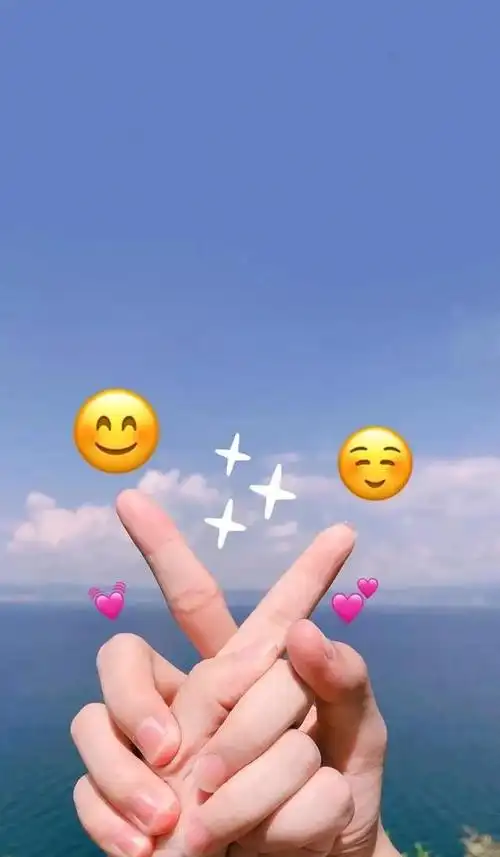 比心手势文案温暖短句干净比心手势发朋友圈文案